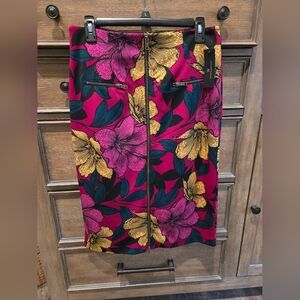 Worthington Floral Zippered Midi Pencil Skirt Size 10